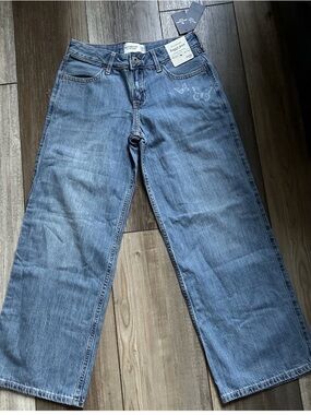 NWT Abercrombie Kids Low Rise Baggy Jeans 11/12 Short Butterfly Wide Leg